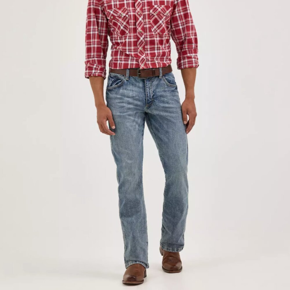 Wrangler Men's Retro Slim Boot Cut Jeans, 31x32 - Picture 6 of 6